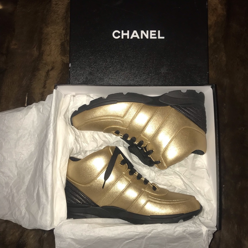 Chanel 16K Sneakers